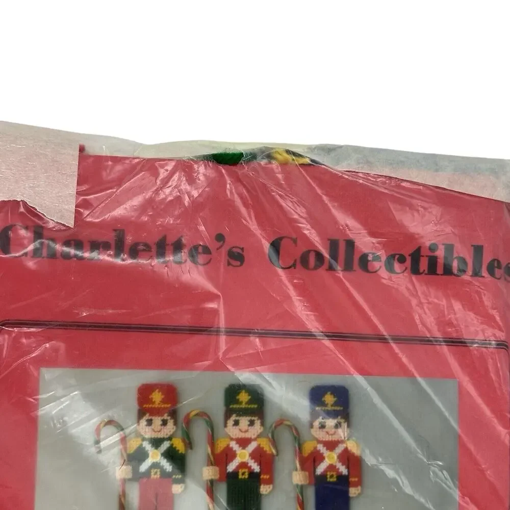 1995 Charlotte's Collectibles CCPL 836 Candy Cane Soldiers Kit - NEVER USED